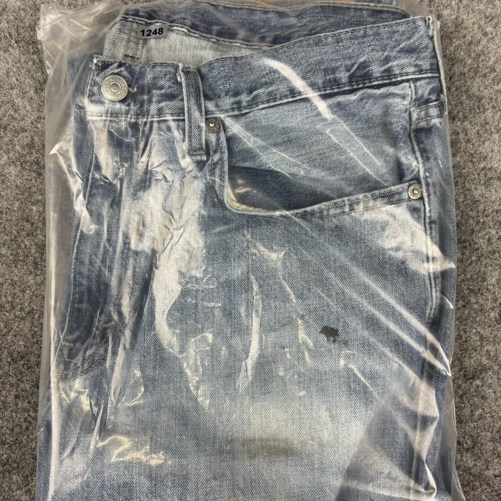 Levi's Jeans Mens 34x30 Y2K Straight Leg Medium Wash Painters Thrashed‎ Skater